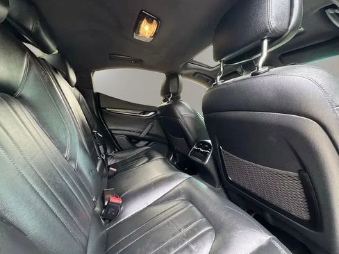 Used 2015 Maserati Ghibli RWD image 14