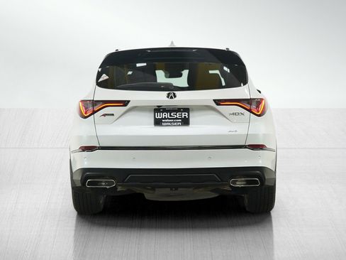 Used 2023 Acura MDX A-Spec image 4