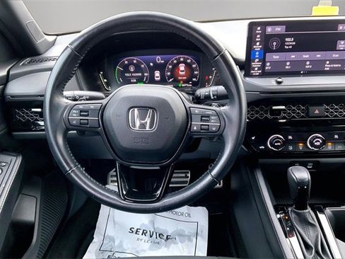 Used 2023 Honda Accord Sport image 5