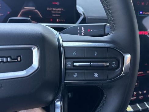 Used 2025 GMC Sierra EV Denali AWD/4WD image 18
