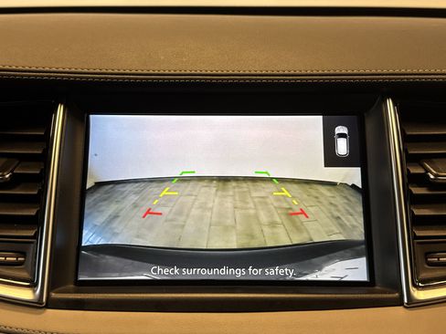 Certified 2025 INFINITI QX50 Luxe image 18