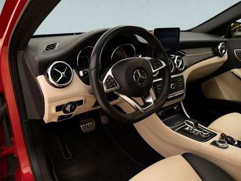 Used 2018 Mercedes-Benz GLA 45 AMG 4MATIC image 26