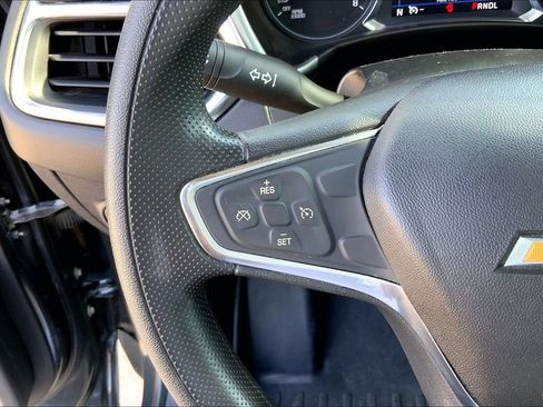 Used 2019 Chevrolet Equinox LT AWD/4WD image 18