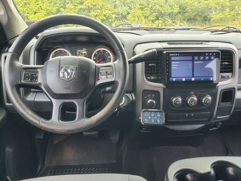 Used 2017 RAM 1500 ST w/ SXT Appearance Group AWD/4WD image 20