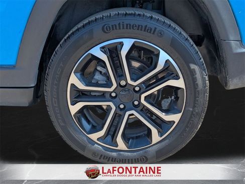 Certified 2022 Jeep Compass Limited image 43