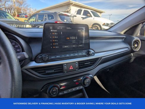 Used 2019 Kia Forte LXS image 18