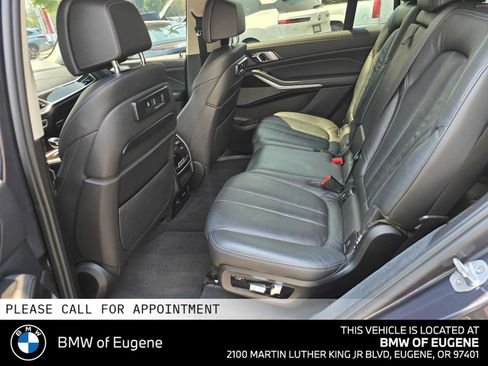 Used 2019 BMW X7 xDrive40i w/ Premium Package AWD/4WD image 20