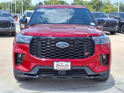 Used 2025 Ford Explorer ST AWD/4WD image 4