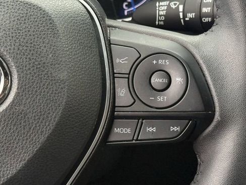 Used 2023 Toyota RAV4 XSE AWD/4WD image 16