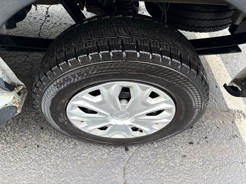 Used 2024 Ford Transit 250 Low Roof w/ Exterior Upgrade Package image 12