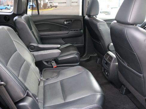 Used 2019 Honda Pilot Elite image 25