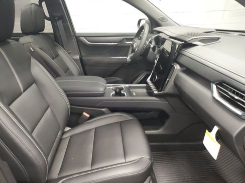 New 2026 GMC Acadia Elevation w/ Black Edition image 7