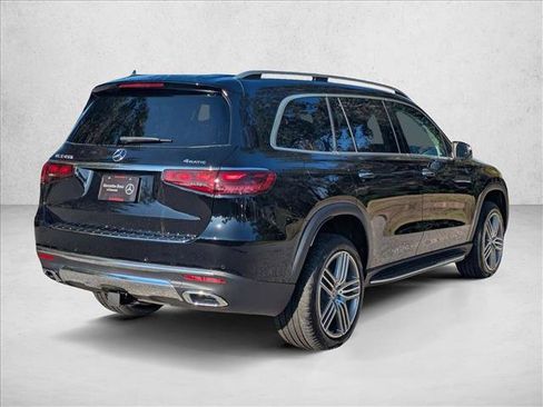 New 2026 Mercedes-Benz GLS 450 4MATIC image 2