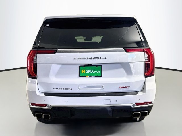 Used 2025 GMC Yukon XL Denali RWD image 8