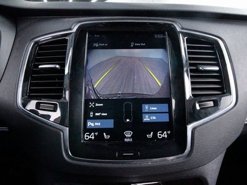 Used 2018 Volvo XC90 T6 Momentum w/ Convenience Package image 16