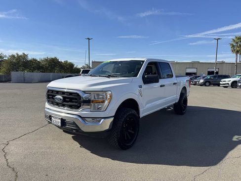 Used 2022 Ford F150 XLT w/ Equipment Group 301A Mid image 5