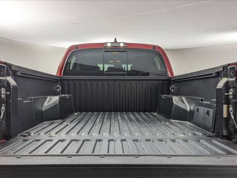 Used 2023 Toyota Tacoma SR5 image 18