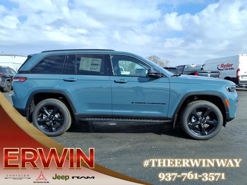 New 2026 Jeep Grand Cherokee Limited AWD/4WD image 6