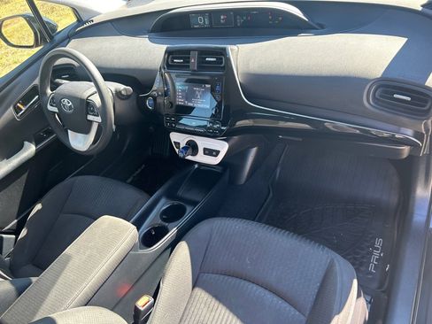 Used 2017 Toyota Prius image 20