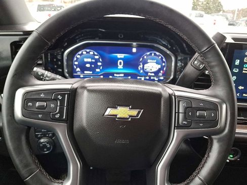 Used 2023 Chevrolet Silverado 1500 LT image 17