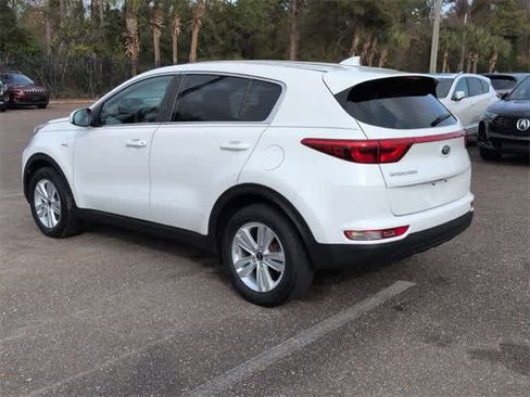Used 2019 Kia Sportage LX image 6