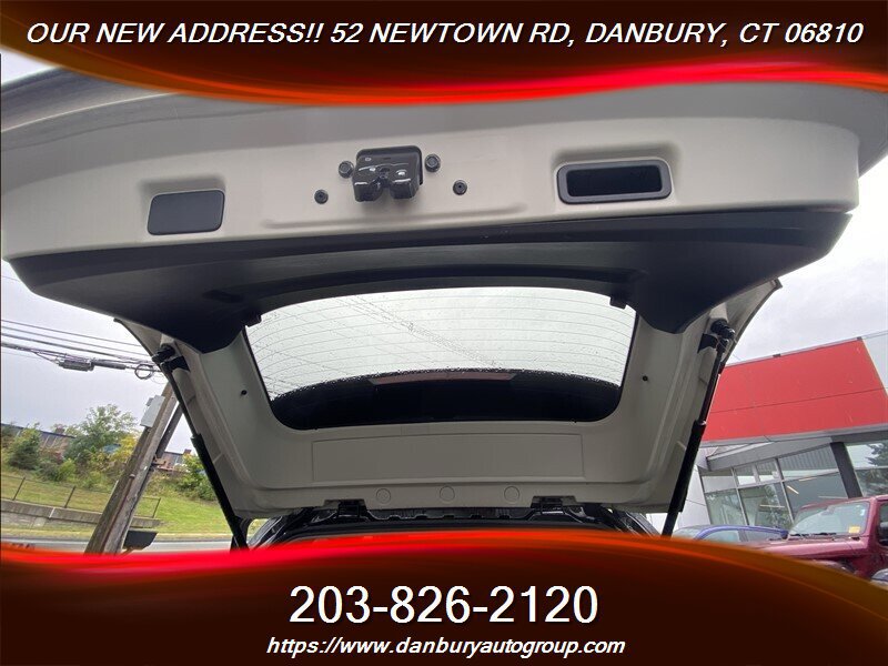 Used 2025 Nissan Ariya AWD image 25