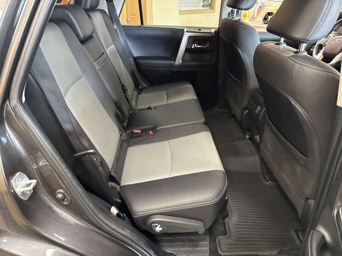 Used 2021 Toyota 4Runner SR5 Premium w/ Moonroof Package image 18