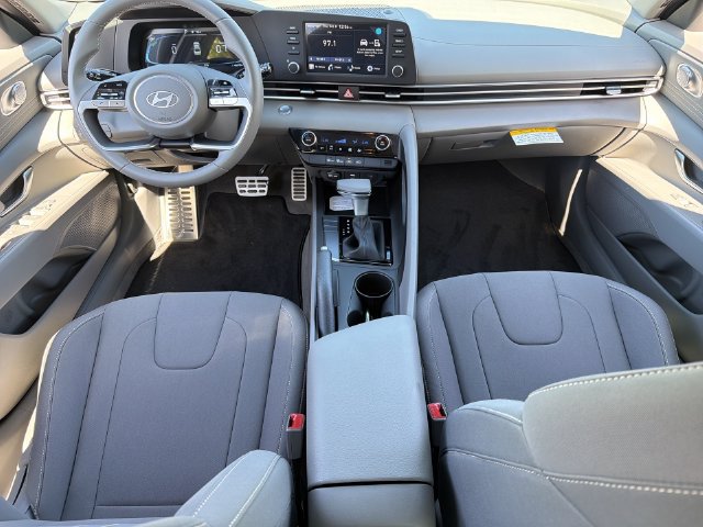 Used 2026 Hyundai Elantra Sport w/ Cargo Package FWD image 17