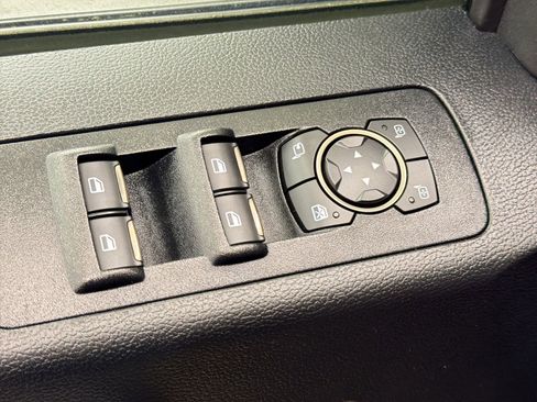 Used 2018 Ford F150 Raptor w/ Equipment Group 802A Luxury AWD/4WD image 10
