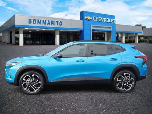 New 2026 Chevrolet Trax RS w/ Driver Confidence Package FWD image 2