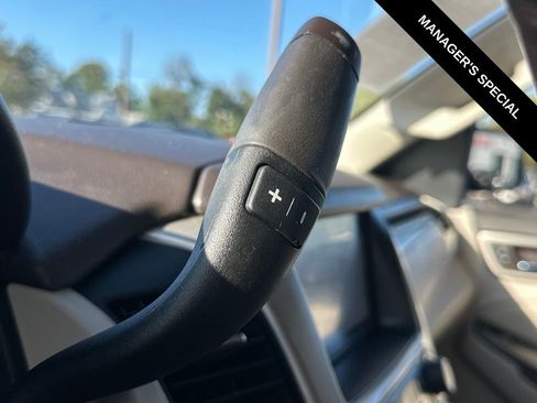 Used 2019 GMC Yukon Denali w/ Denali Ultimate Package image 32