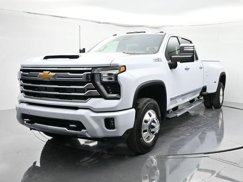 New 2026 Chevrolet Silverado 3500 High Country w/ Technology Package image 1