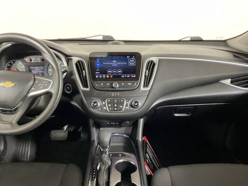 Used 2024 Chevrolet Malibu LT FWD image 15