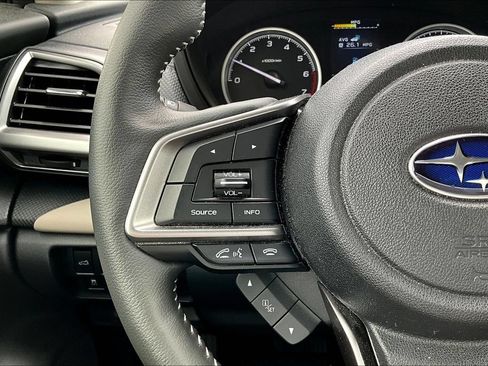 Used 2023 Subaru Forester Limited AWD/4WD image 11
