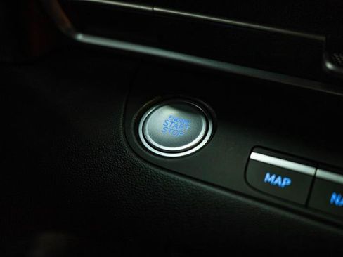 Used 2023 Hyundai Elantra SEL w/ Convenience Package FWD image 16