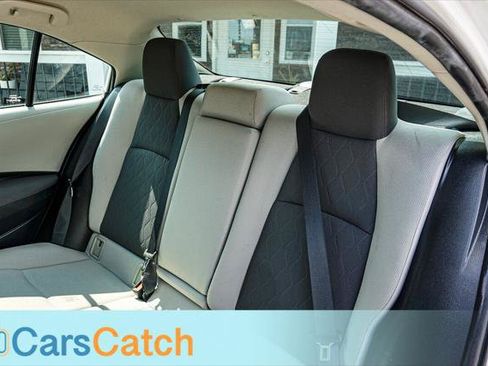 Used 2020 Toyota Corolla LE FWD image 33