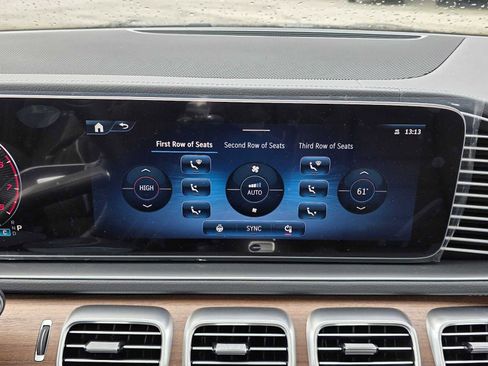 New 2026 Mercedes-Benz GLS 450 4MATIC image 28