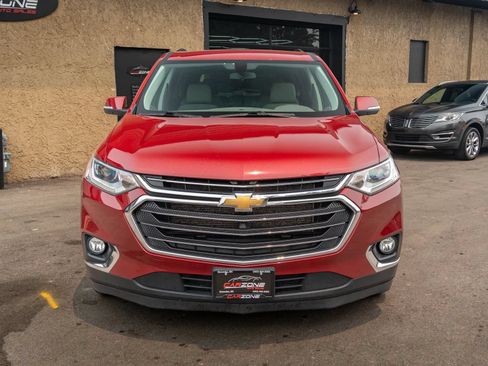 Used 2021 Chevrolet Traverse LT AWD/4WD image 3