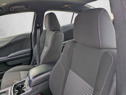 Used 2023 Dodge Charger SXT image 9