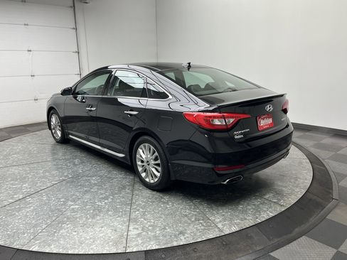 Used 2015 Hyundai Sonata Limited w/ Option Group 06 FWD image 2