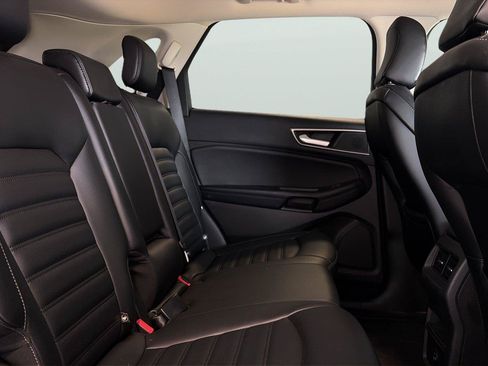 Used 2022 Ford Edge SEL AWD/4WD image 15