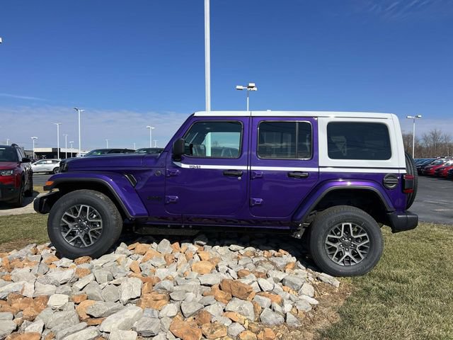 New 2026 Jeep Wrangler Unlimited Sahara w/ Whitecap Package AWD/4WD image 4