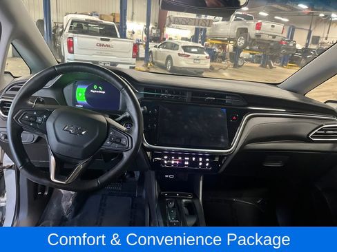 Used 2023 Chevrolet Bolt LT image 15