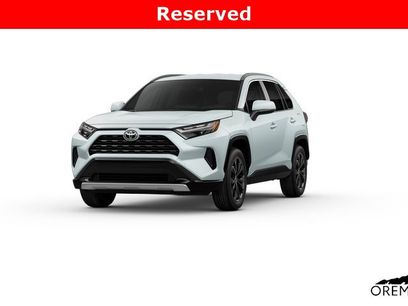 New 2025 Toyota RAV4 SE w/ Convenience Package