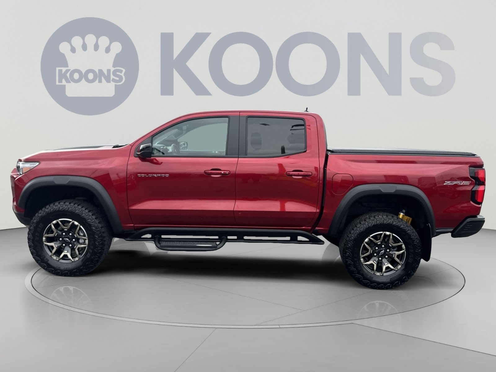 Used 2023 Chevrolet Colorado ZR2 w/ ZR2 Convenience Package III AWD/4WD image 2