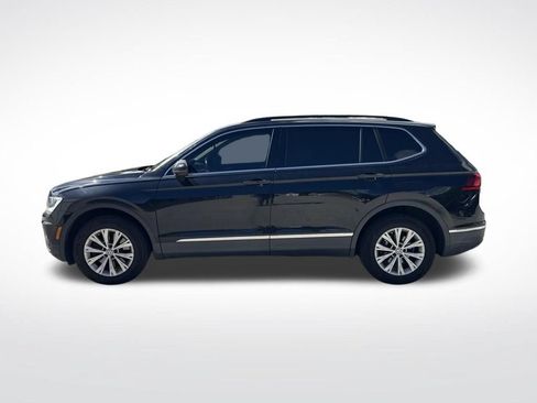 Used 2018 Volkswagen Tiguan SE FWD image 8