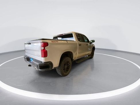 Used 2022 Chevrolet Silverado 1500 Custom Trail Boss AWD/4WD image 8