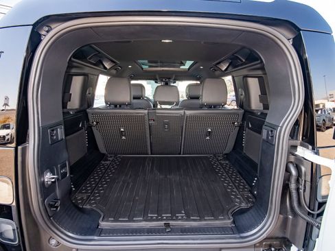 New 2026 Land Rover Defender 110 X-Dynamic SE AWD/4WD image 52