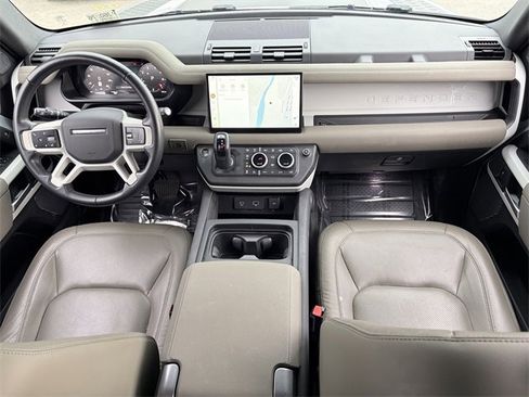 Used 2023 Land Rover Defender 110 S image 24