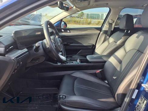 Used 2025 Kia K5 EX image 16